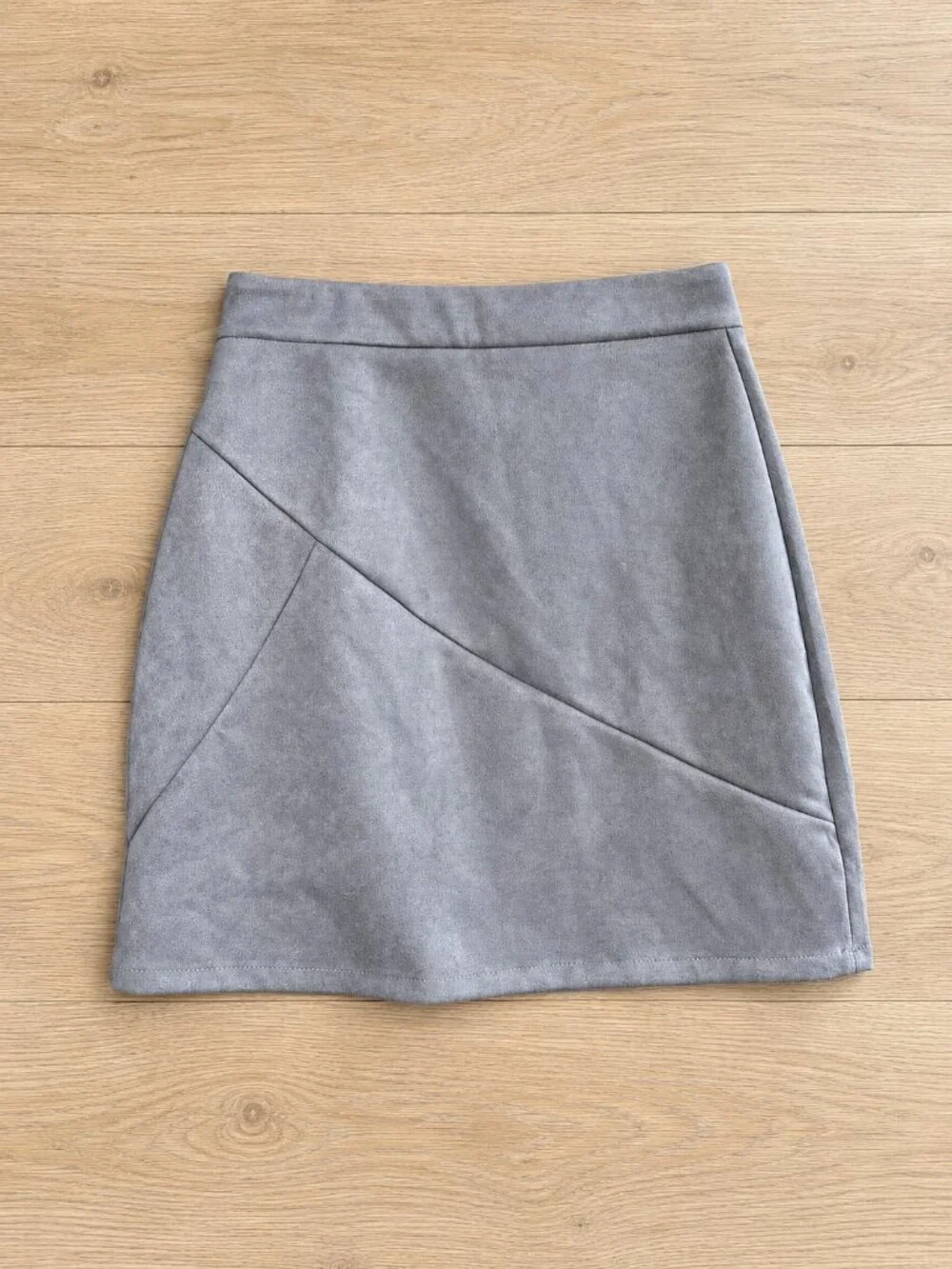 Grey Faux Suede Mini Skirt A Line Asymmetric Seam Minimalist Y2K S
